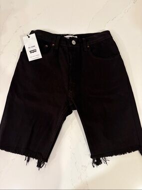 NWT Levi's + Re/Done Black Raw Hem Denim Long Shorts Size 23
